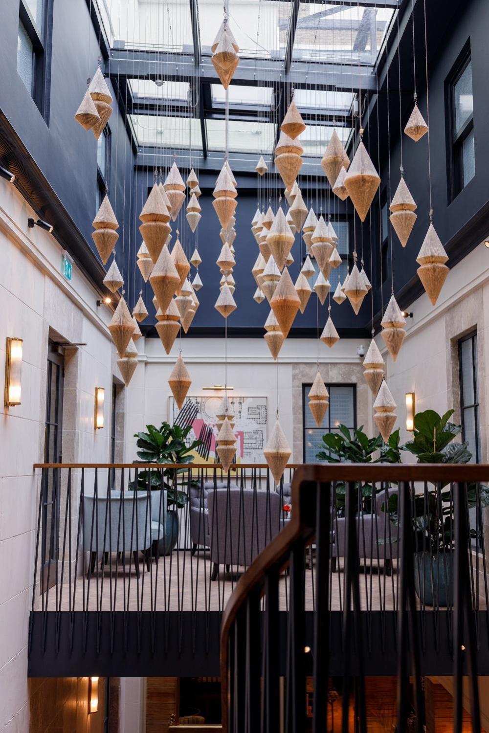 100 Queen'S Gate Hotel London, Curio Collection By Hilton מראה חיצוני תמונה The interior of the hotel