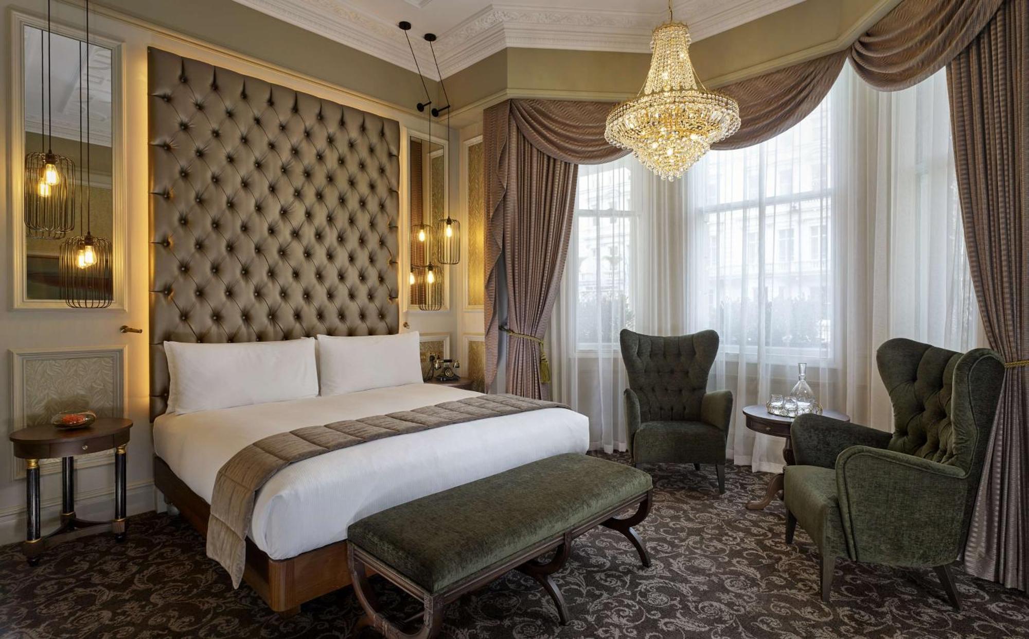 100 Queen'S Gate Hotel London, Curio Collection By Hilton מראה חיצוני תמונה A bedroom at the hotel