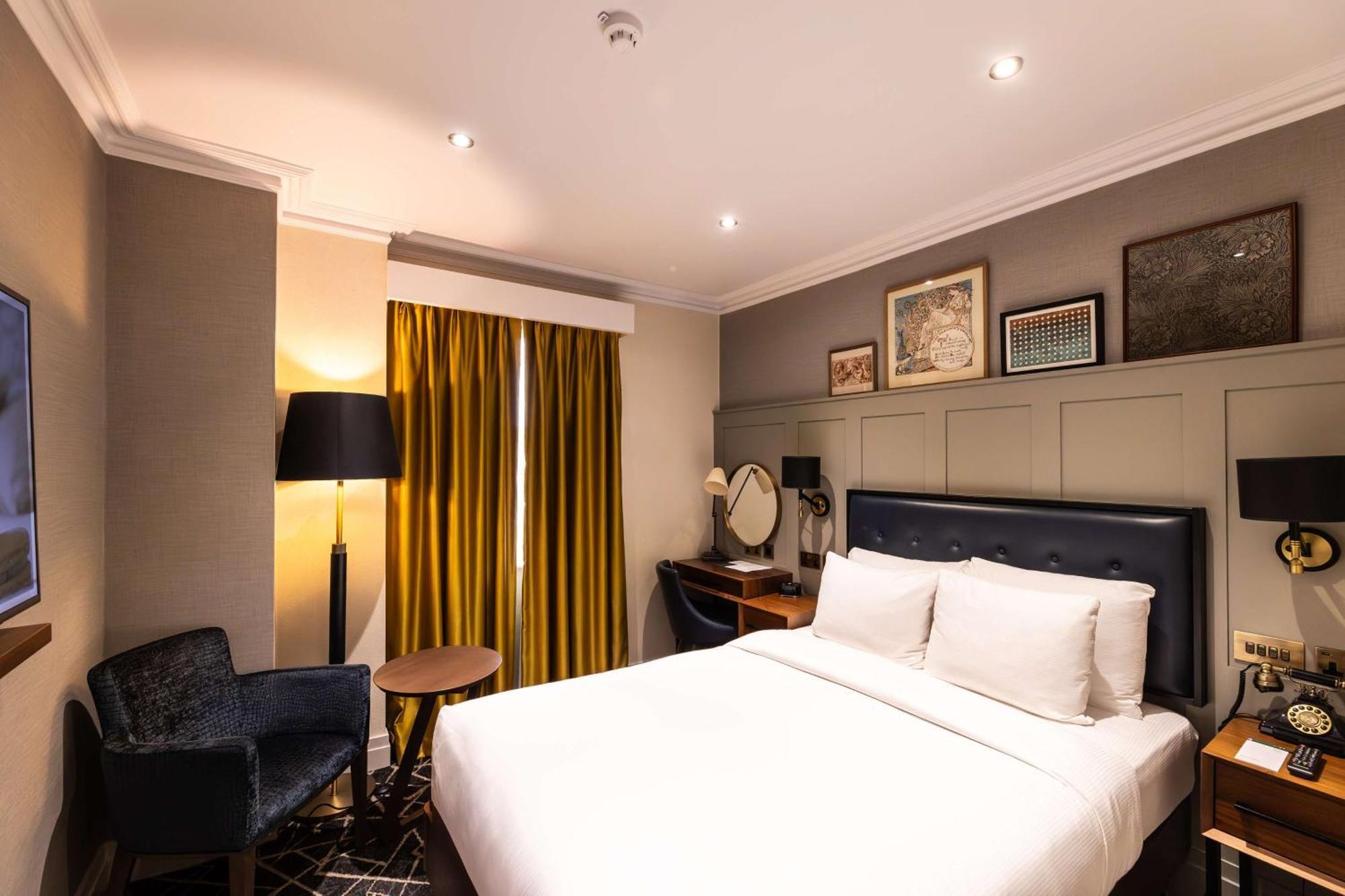 100 Queen'S Gate Hotel London, Curio Collection By Hilton מראה חיצוני תמונה A room at the hotel